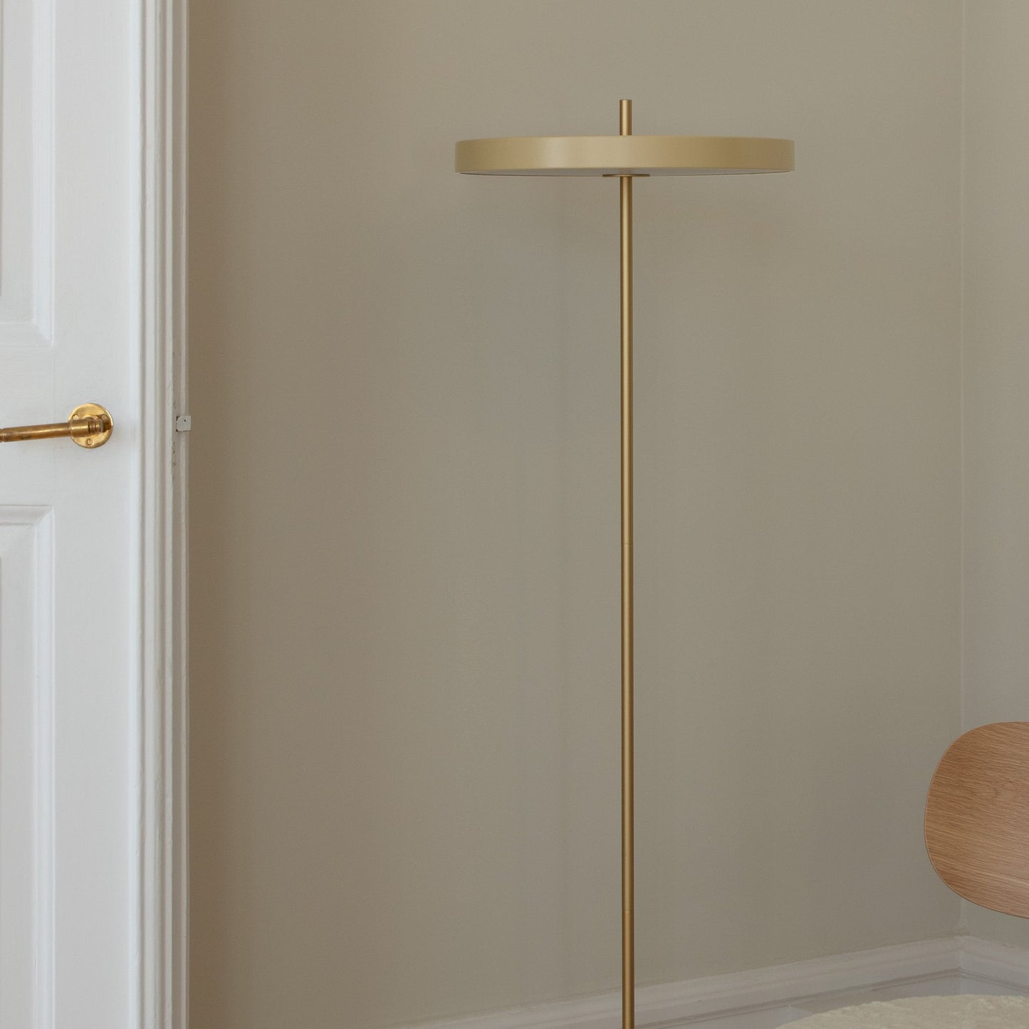 UMAGE x Special Minds Asteria floor lamp