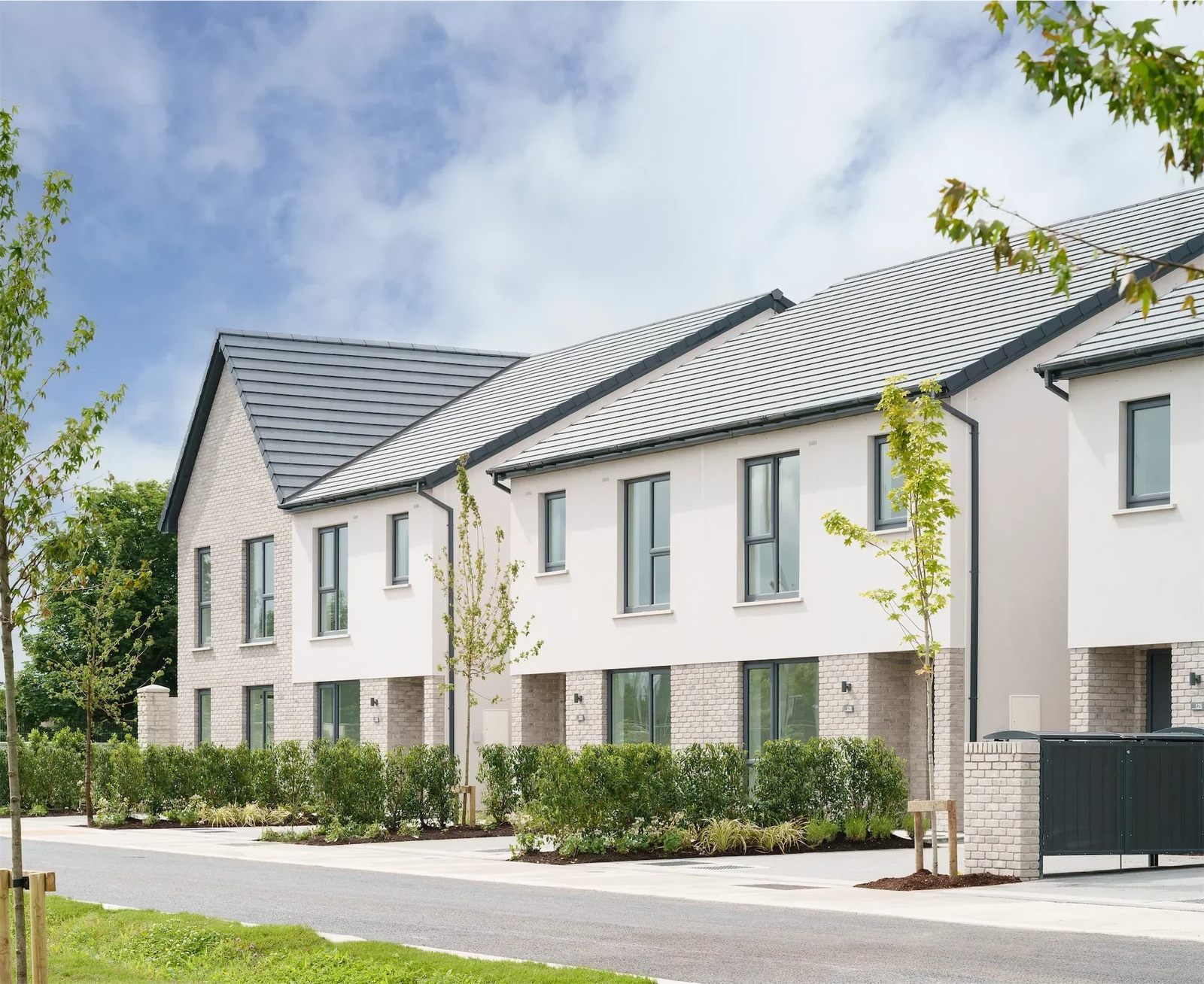 Stradowe, Cairn Homes PLC