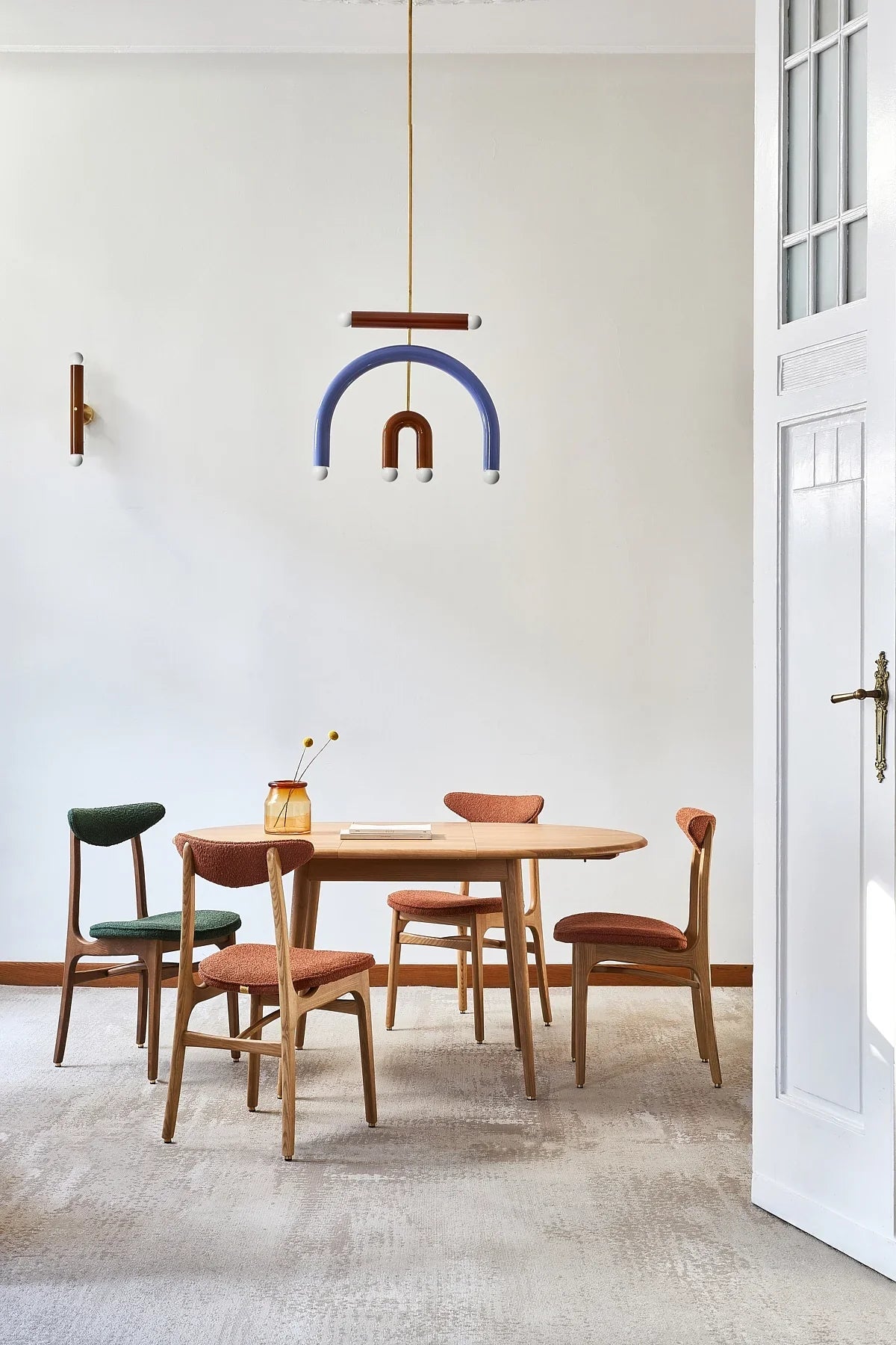 366 concept 200-190 chair boucle fox table extendable