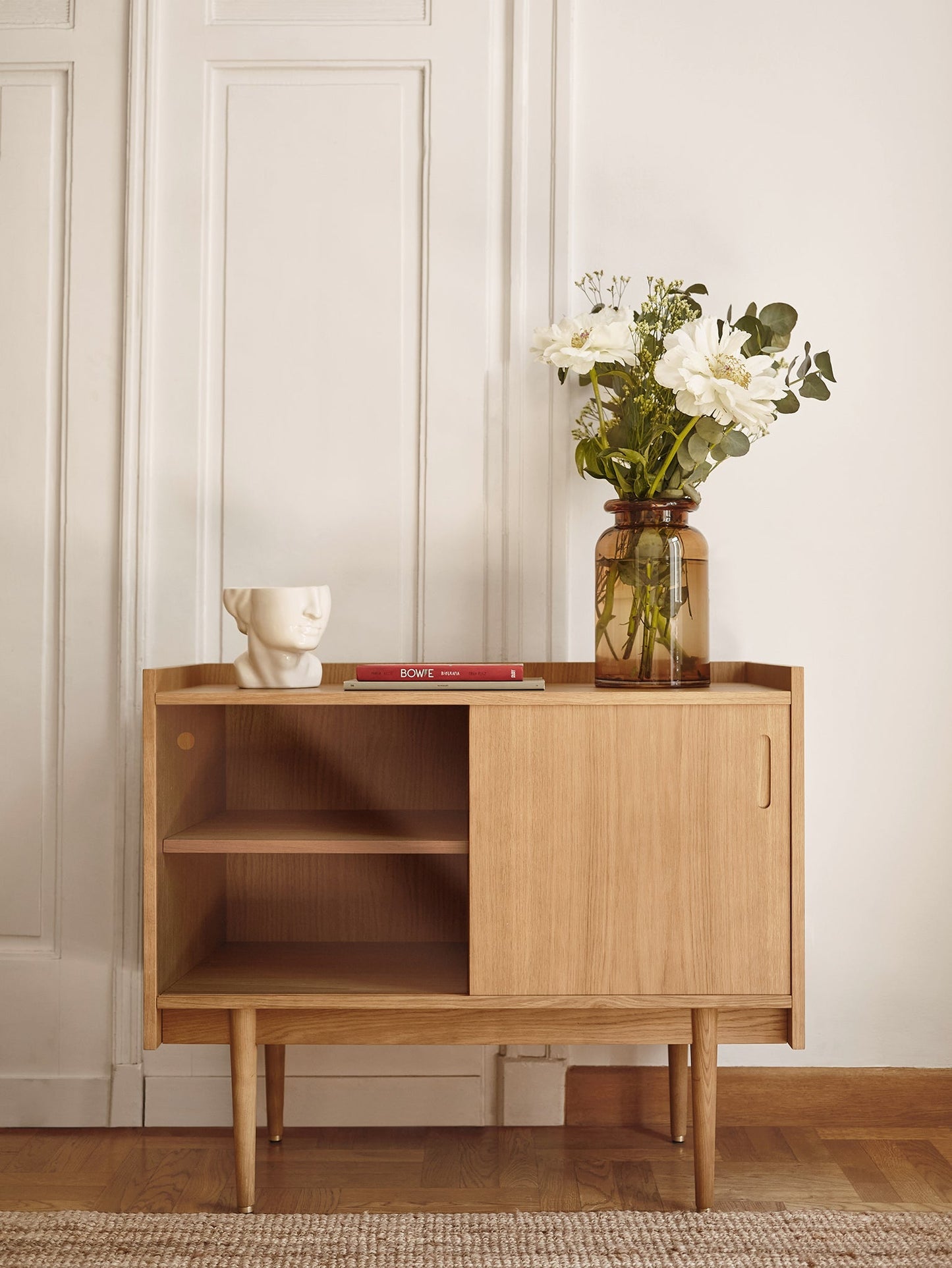 Petite Sideboard Glass 1050