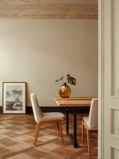 200-125 VAR Chair