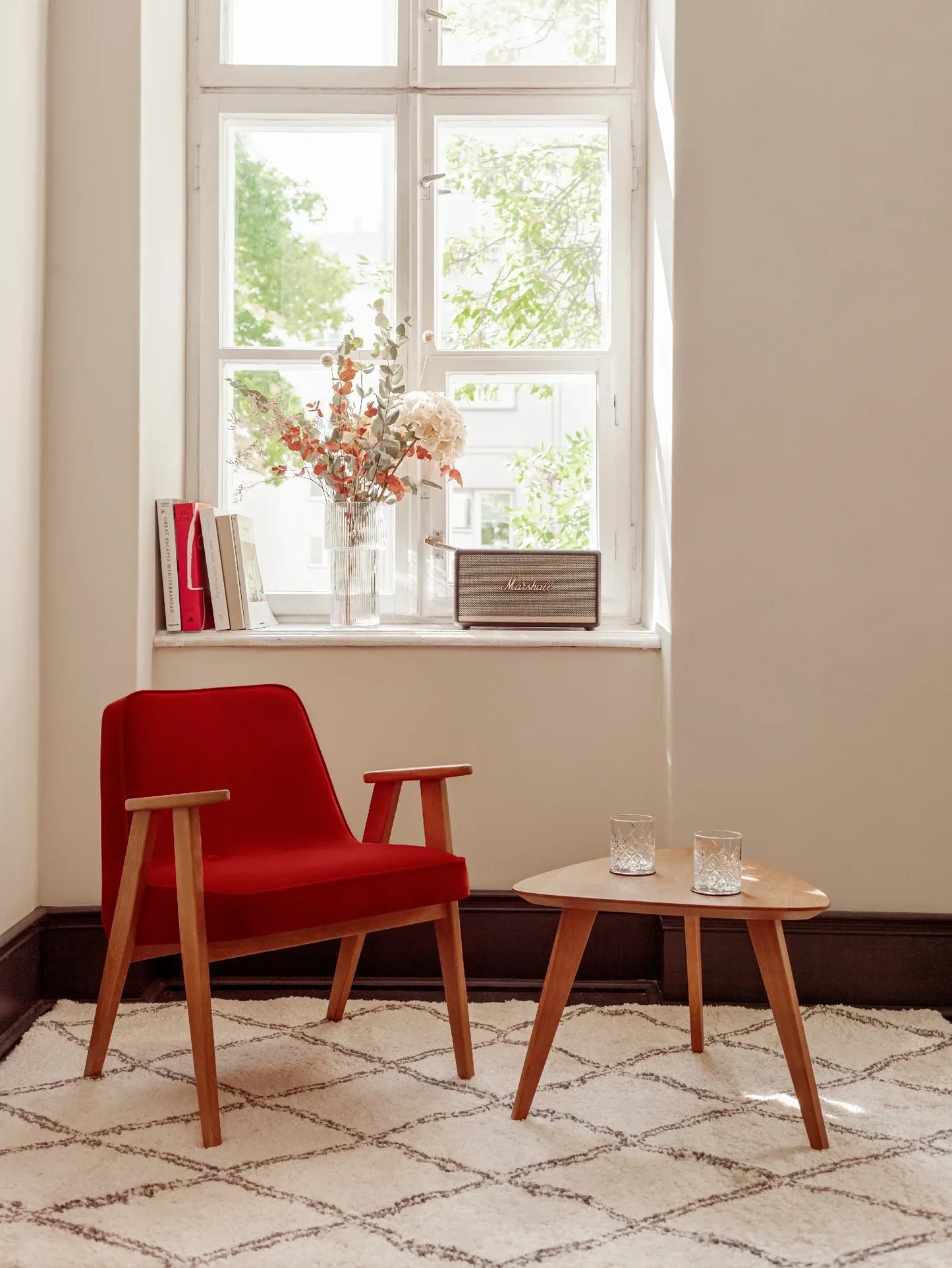 366 Armchair