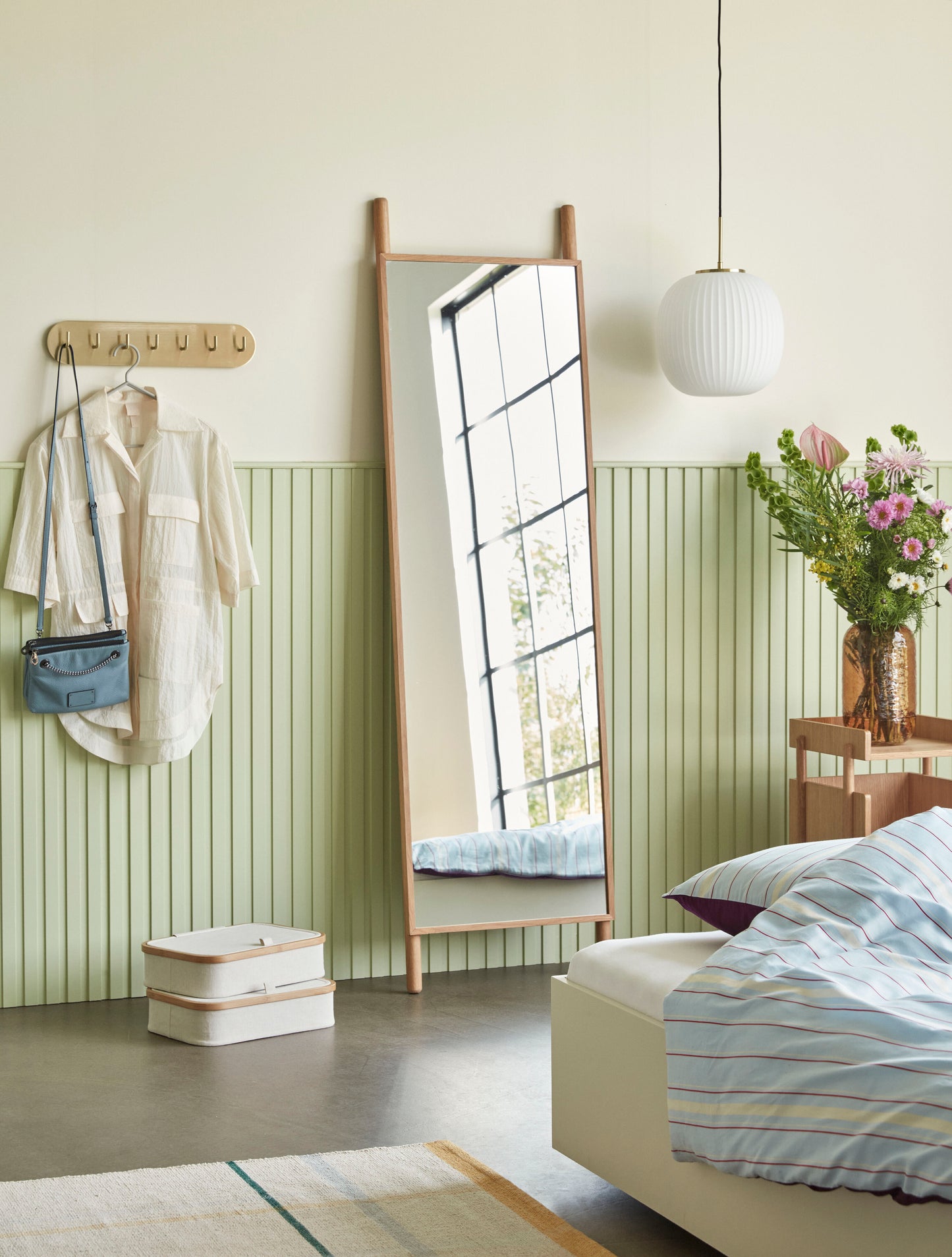 Form Coatrack Brass