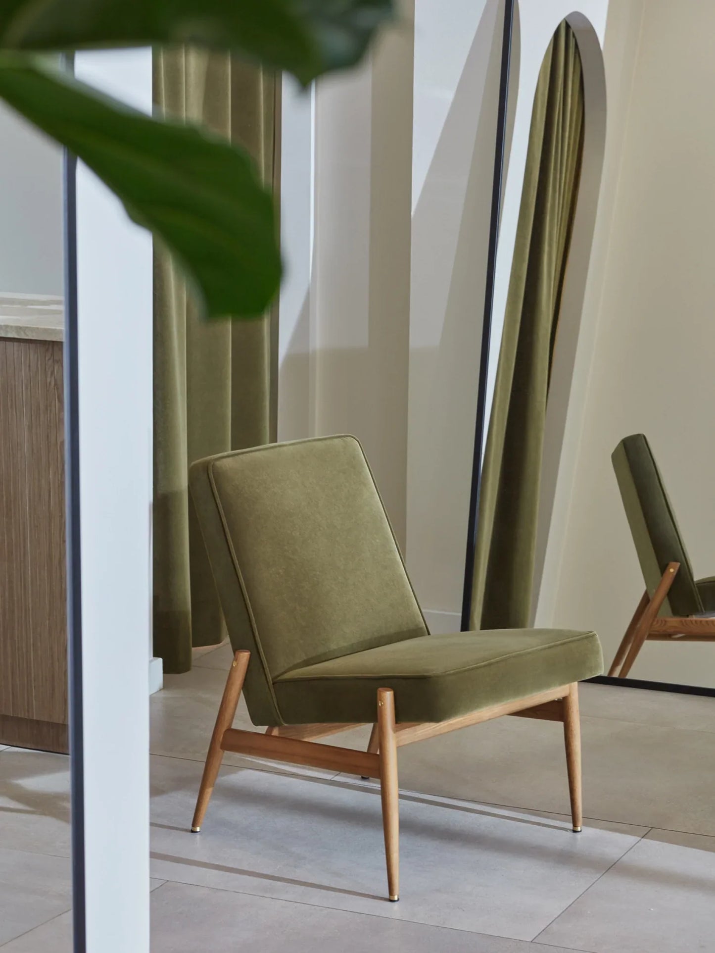 Fox Club Chair