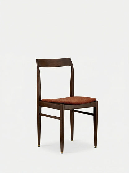 Homa 104 Chair