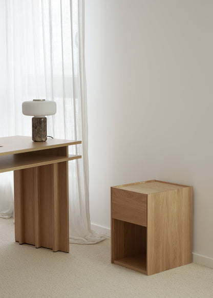 kari-night-stand