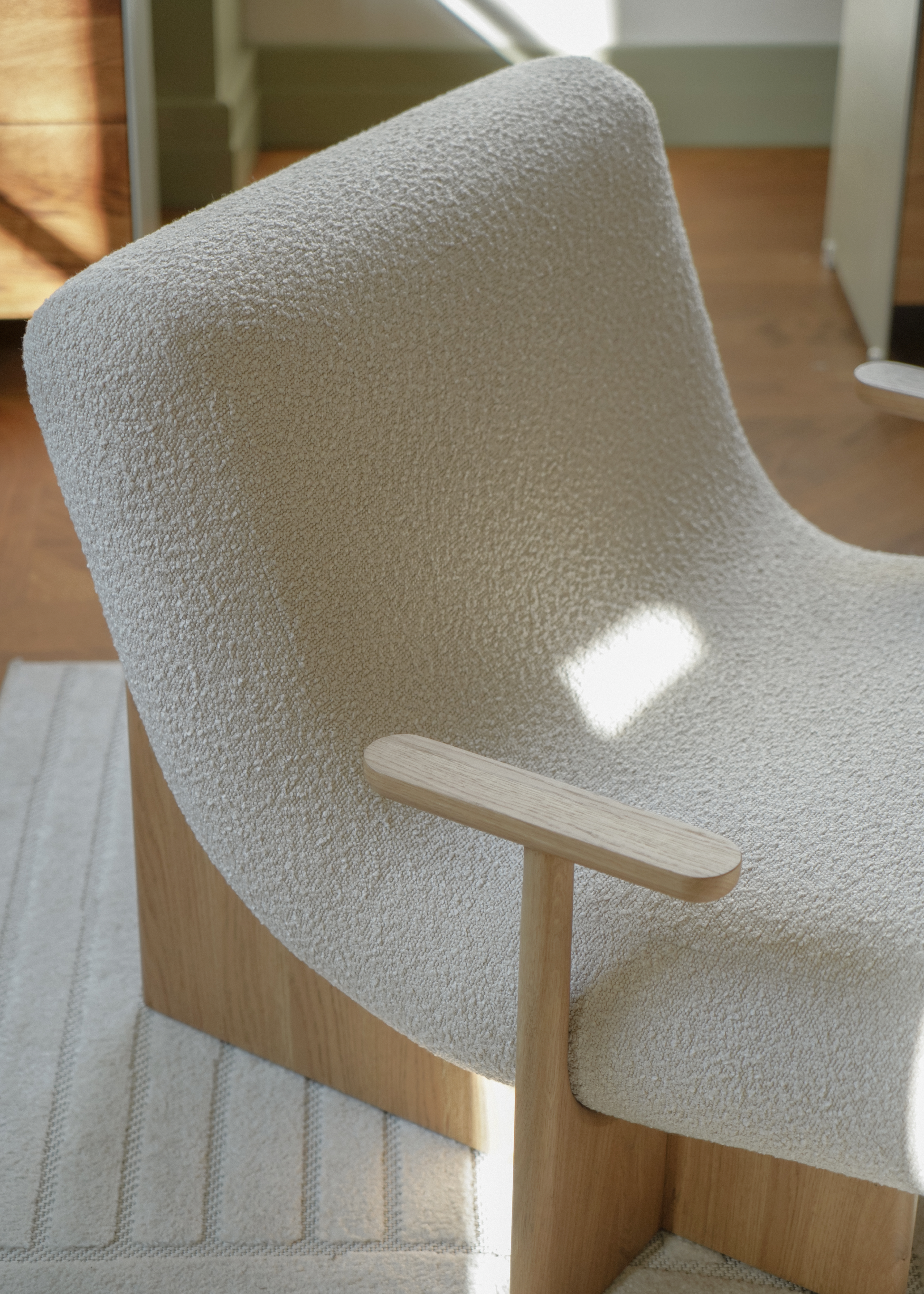 kivo-lounge-chair