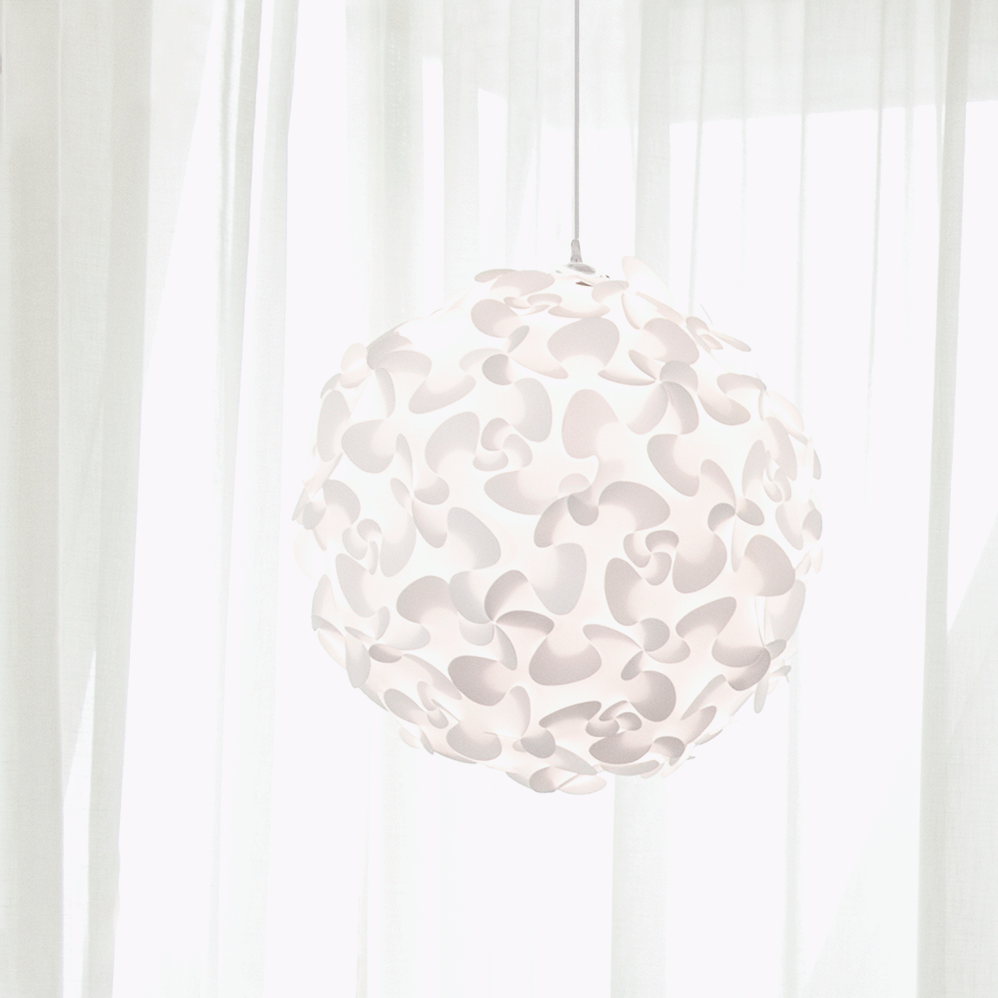 Lora Medium A81a2bd7 08B9 4B26 B922 A1a20483e636.png