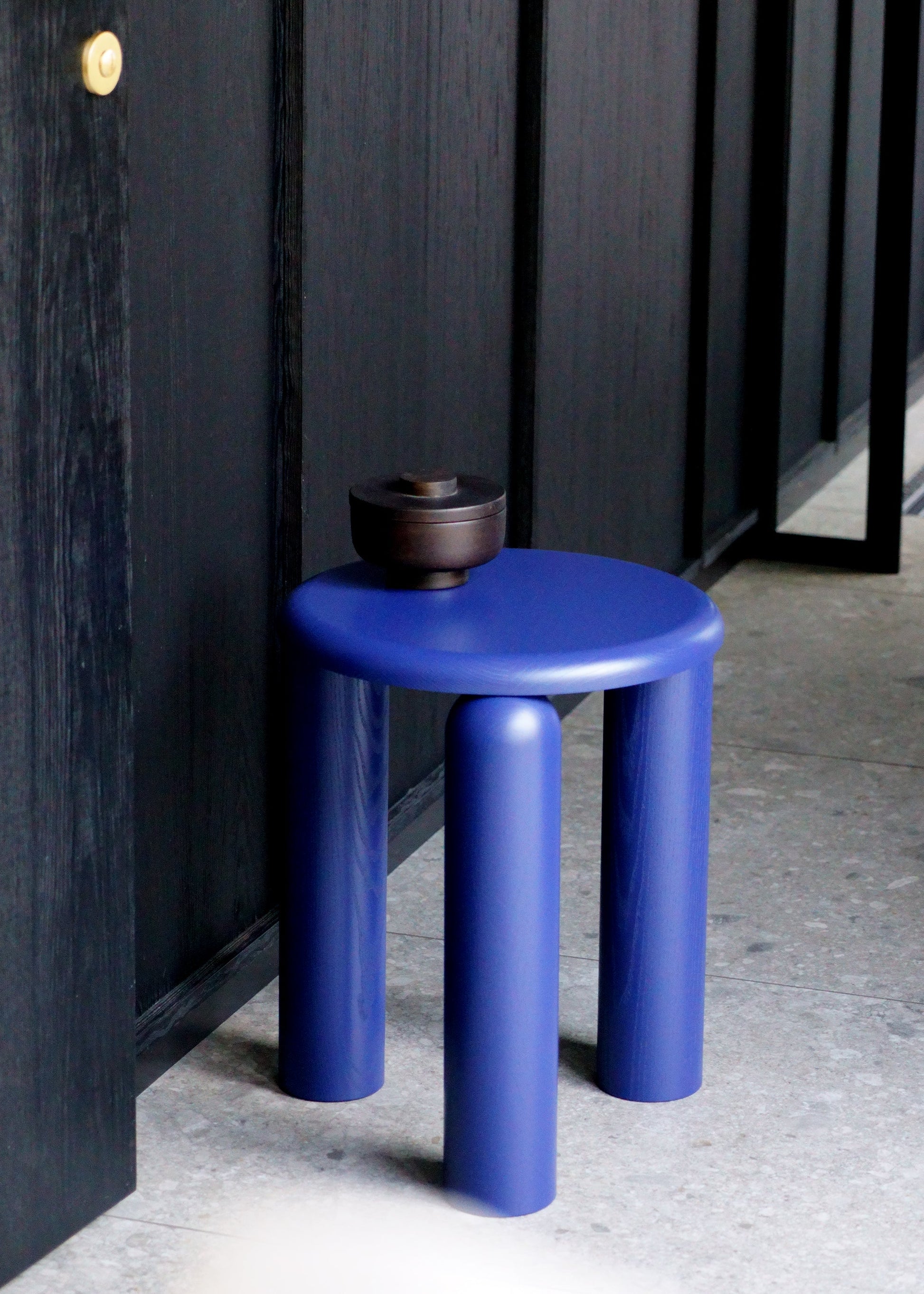 neo-high-table