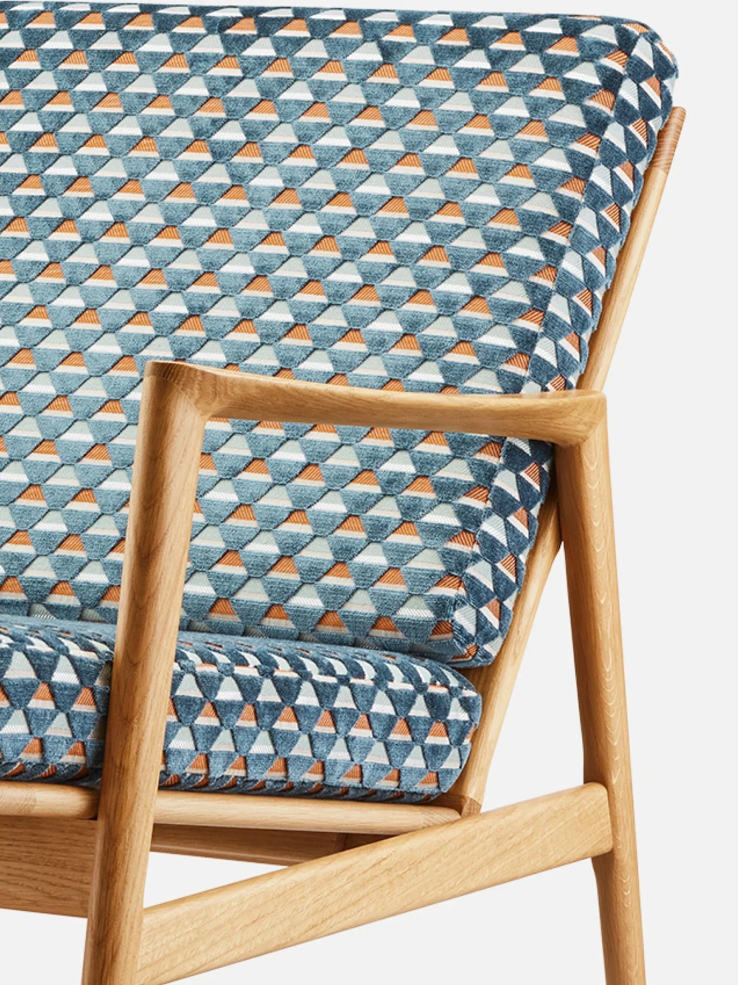 Stefan Lounge Chair