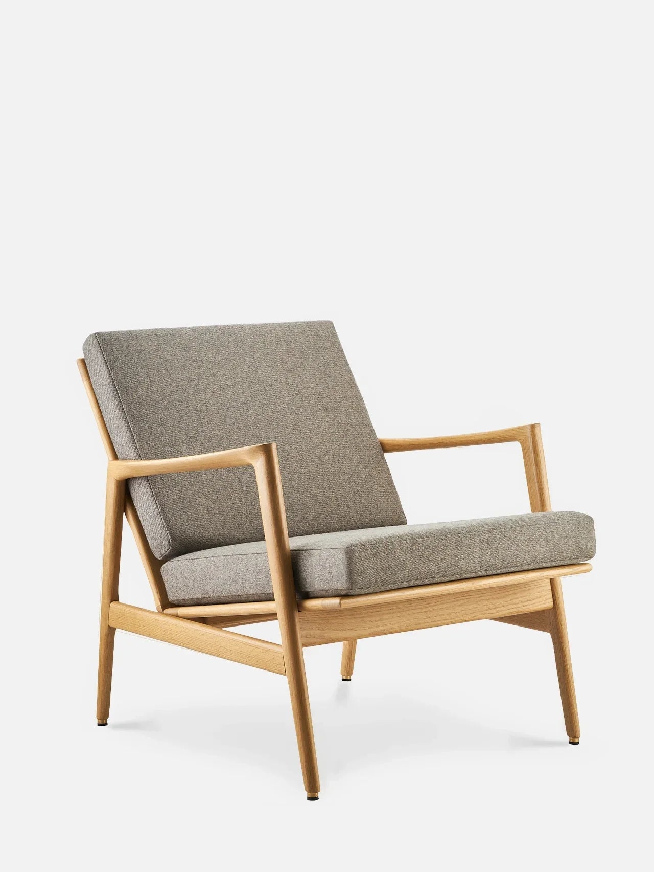 Stefan Lounge Chair