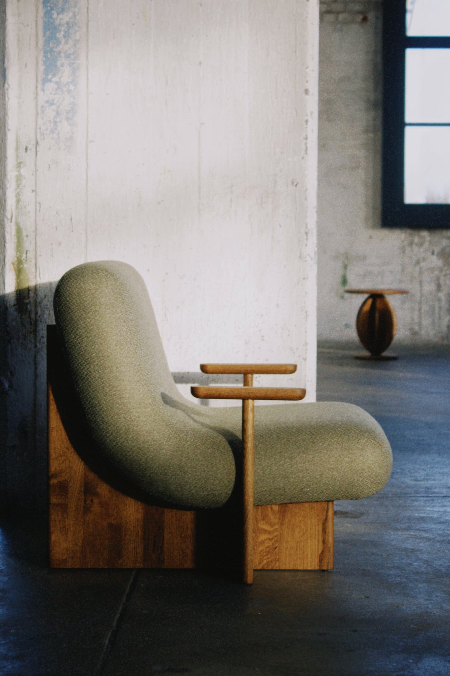 kivo-lounge-chair