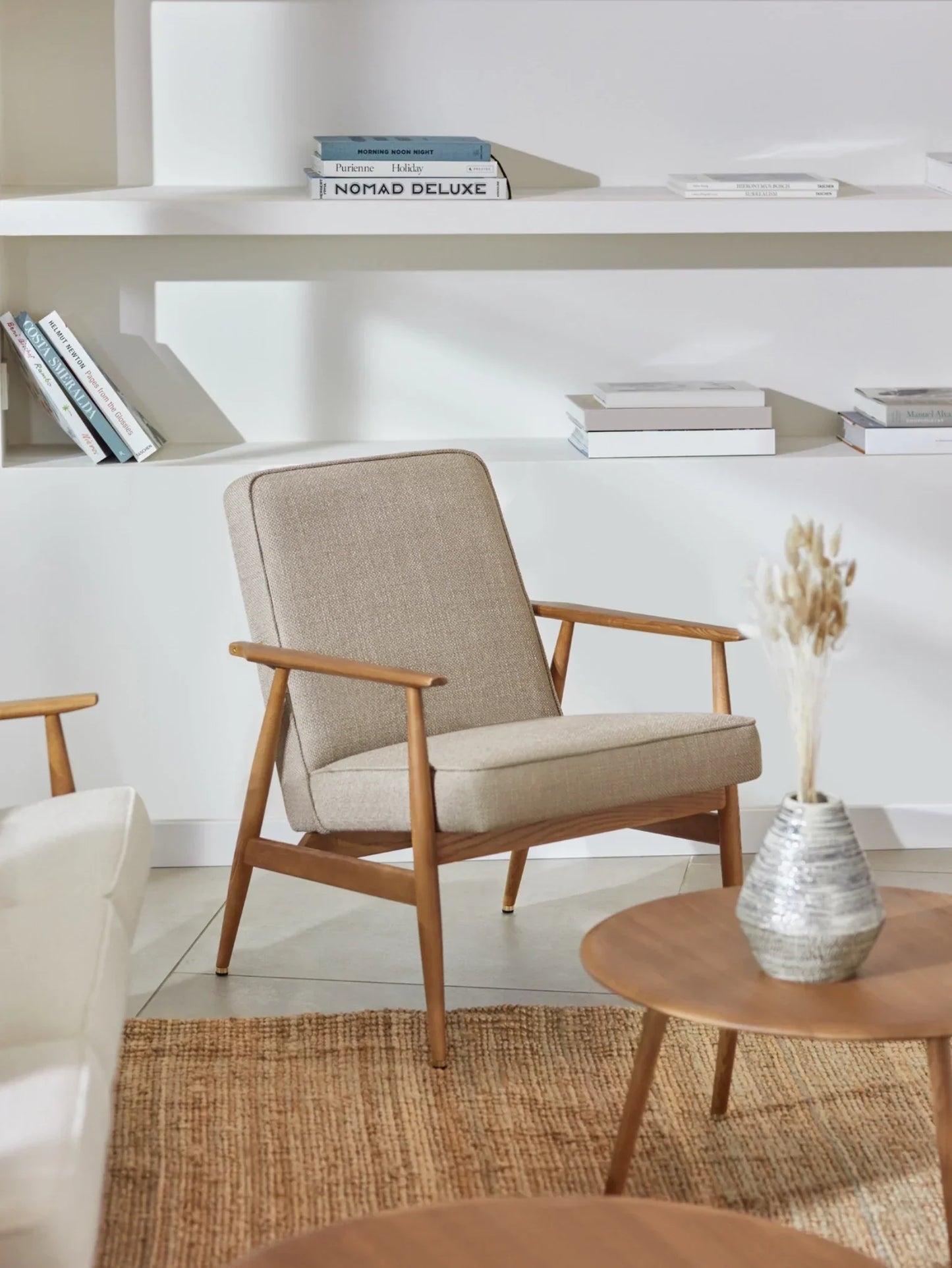 Fox Lounge Chair