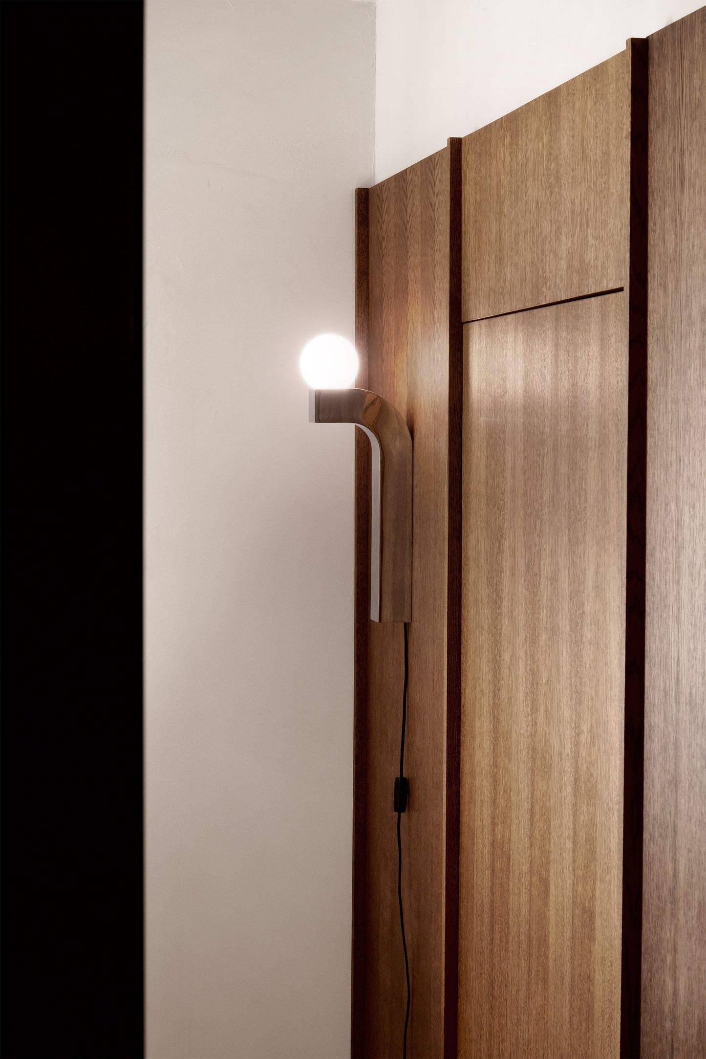 pallia-wall-lamp