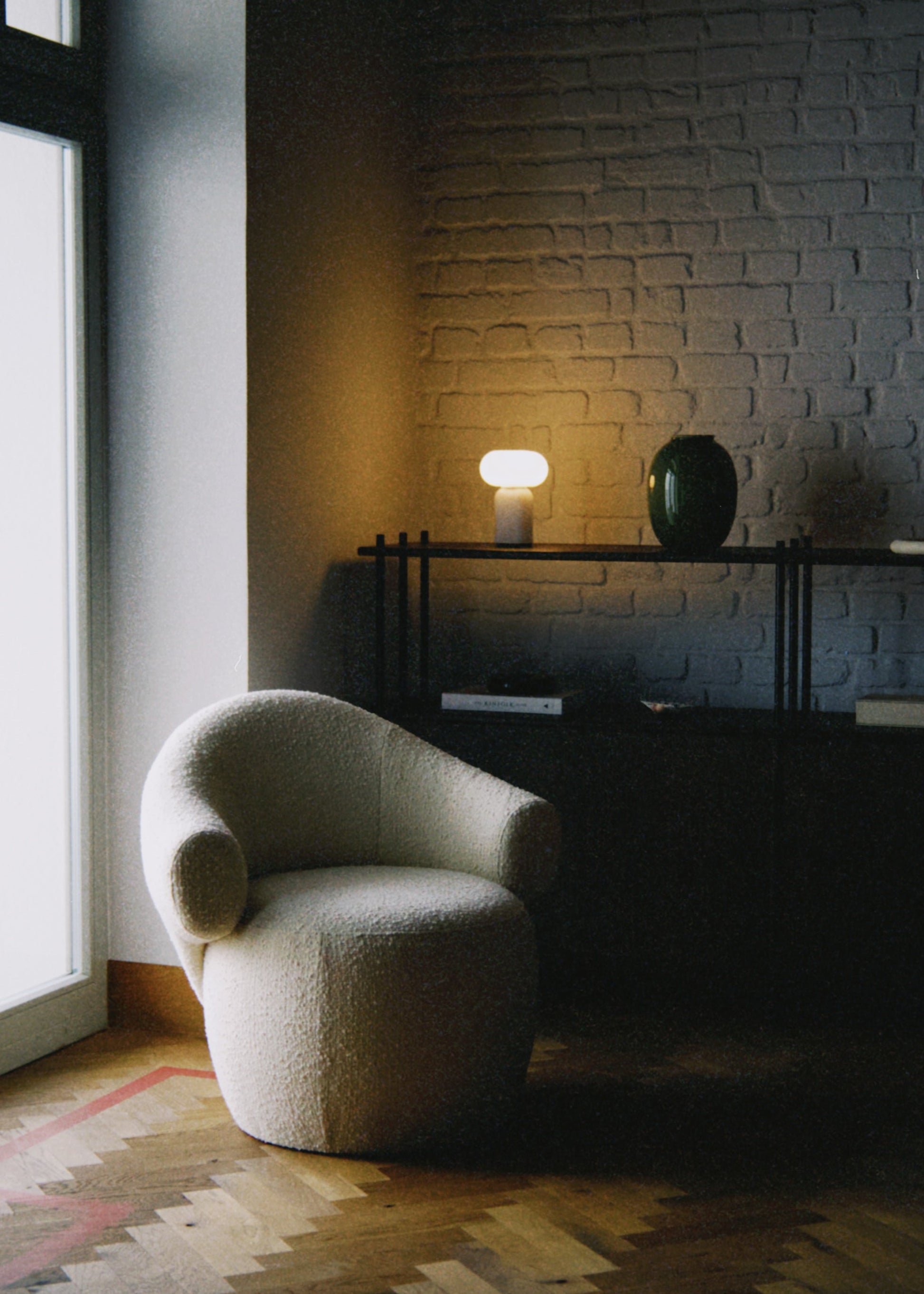 conva-lounge-chair