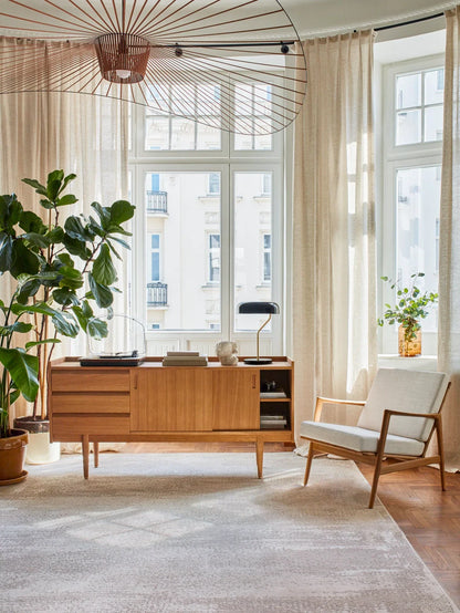 Stefan Lounge Chair