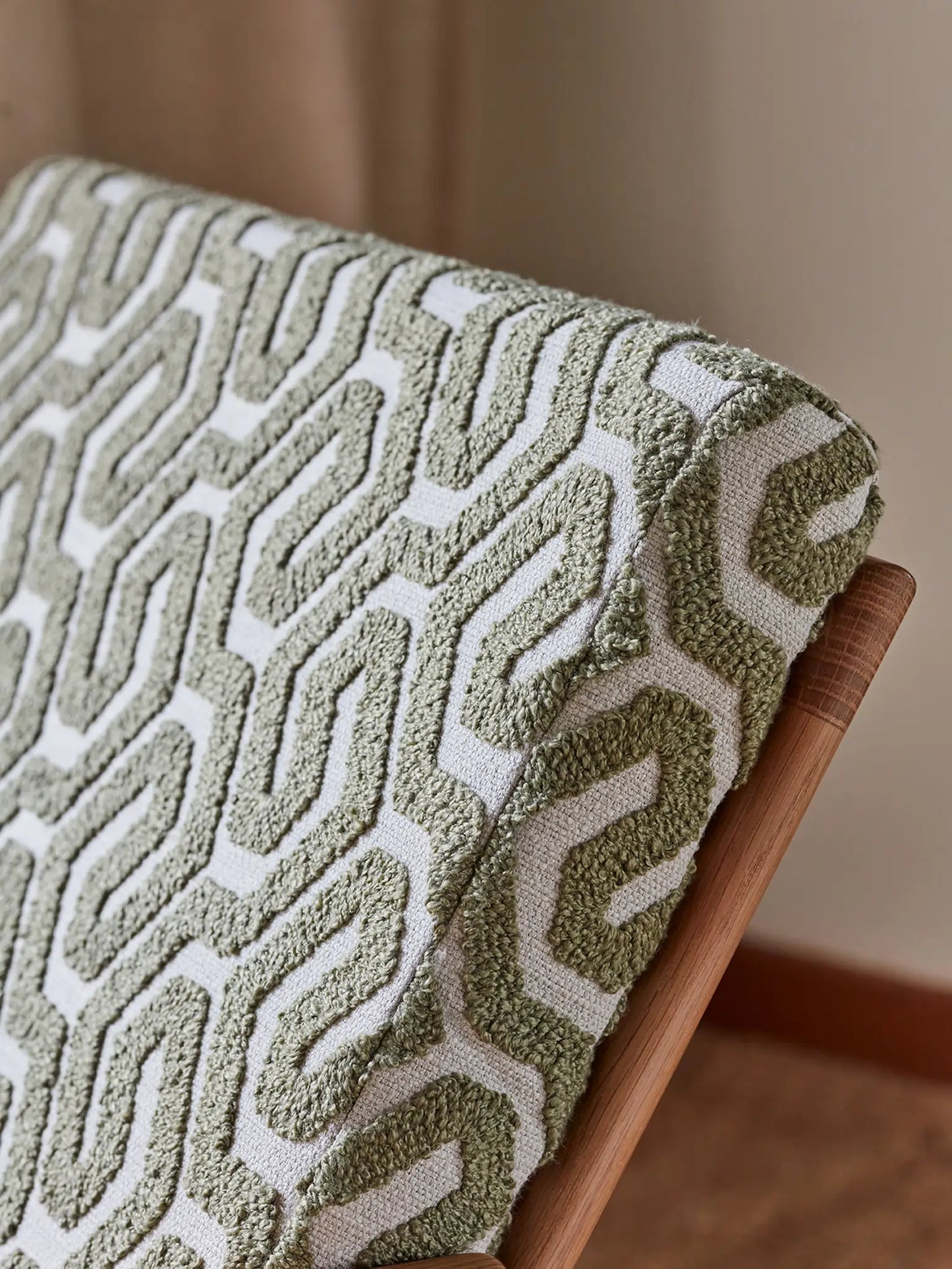 Stefan Lounge Chair