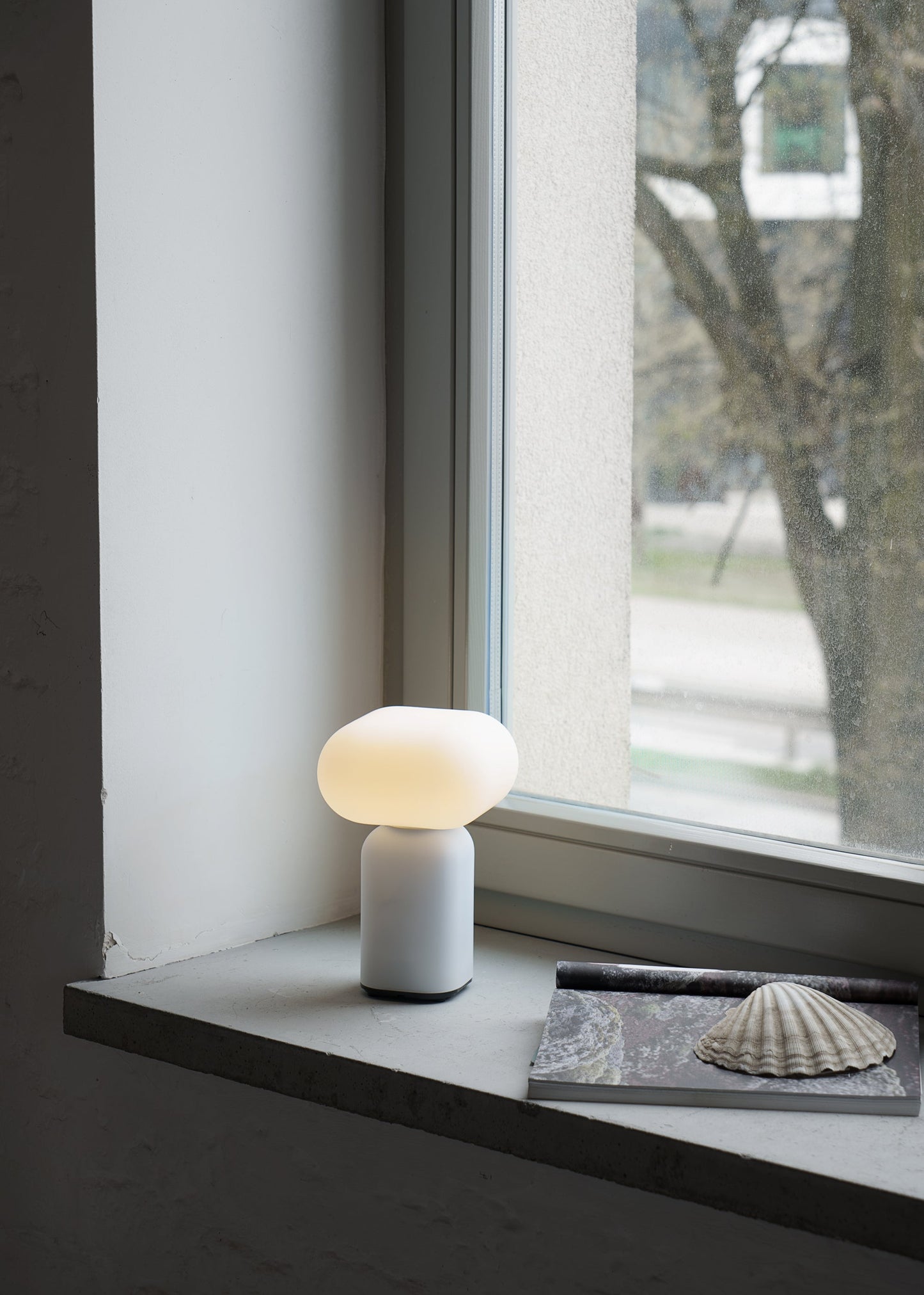 velis-portable-lamp