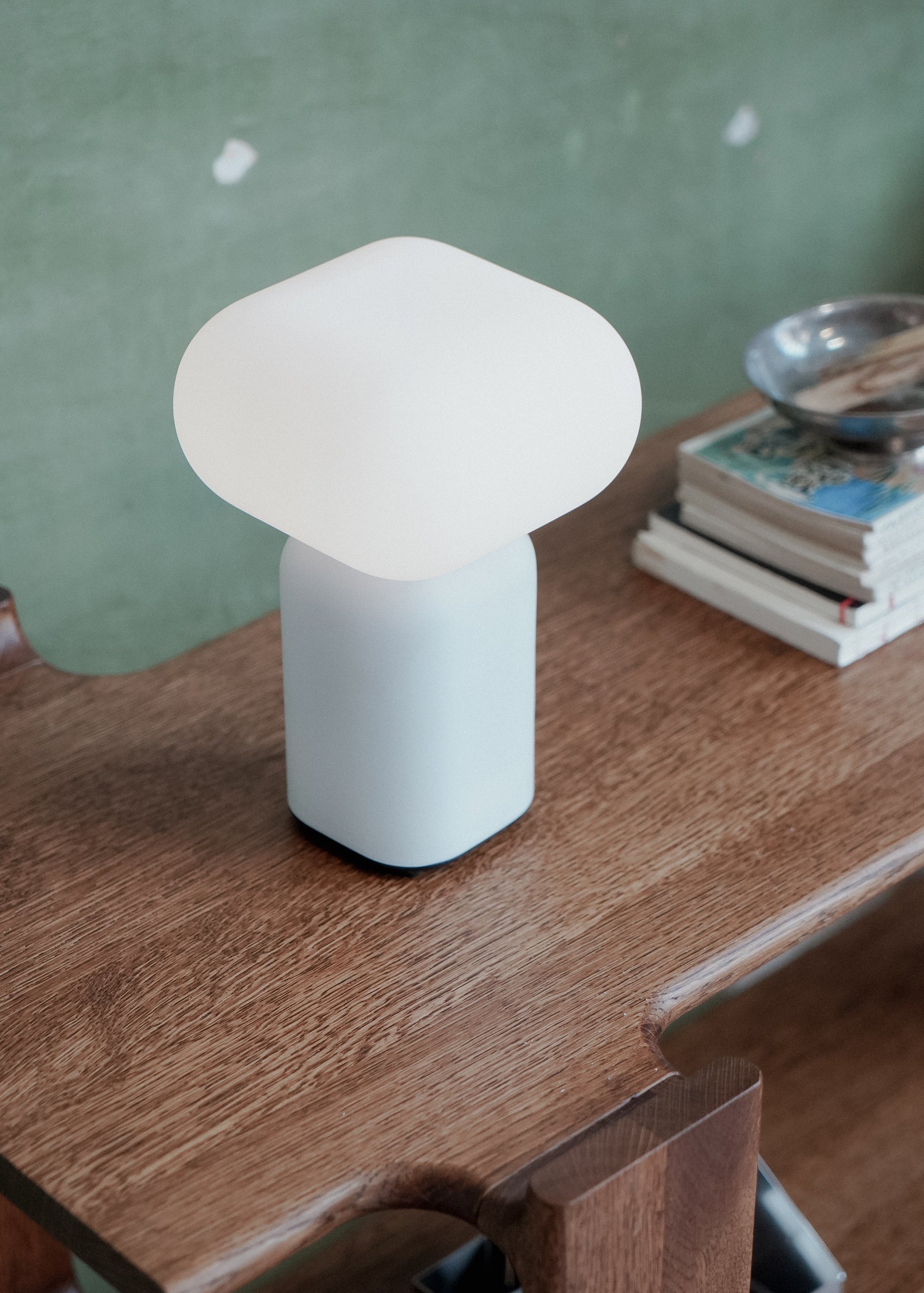 velis-portable-lamp
