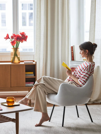 RM58 Classic Armchair