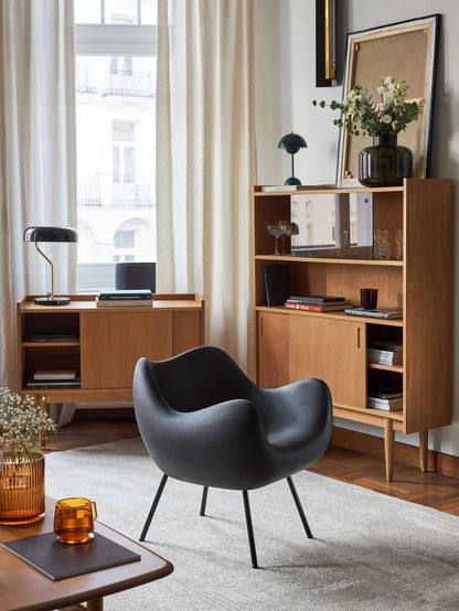 RM58 Matte Armchair