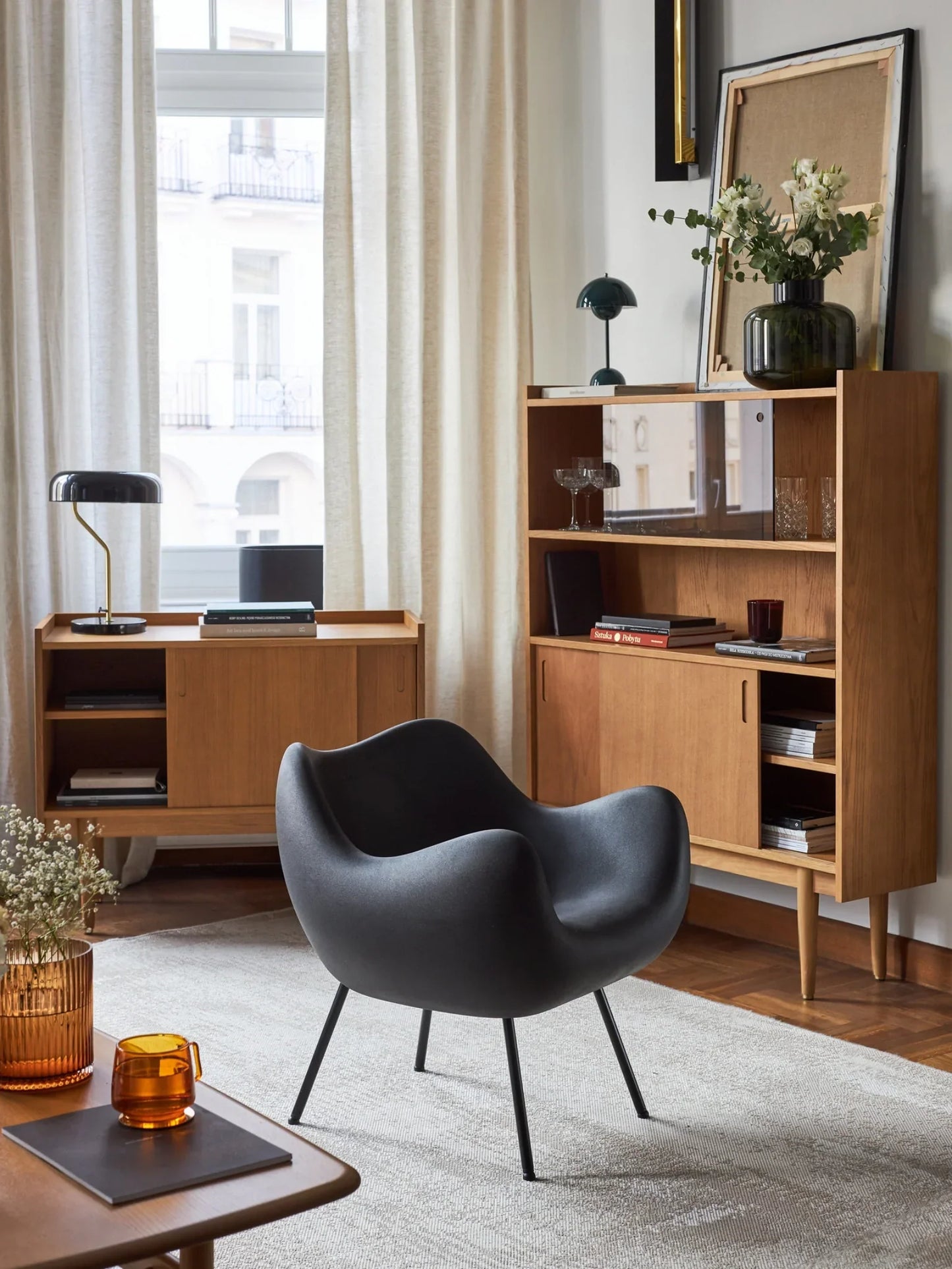 RM58 Matte Armchair